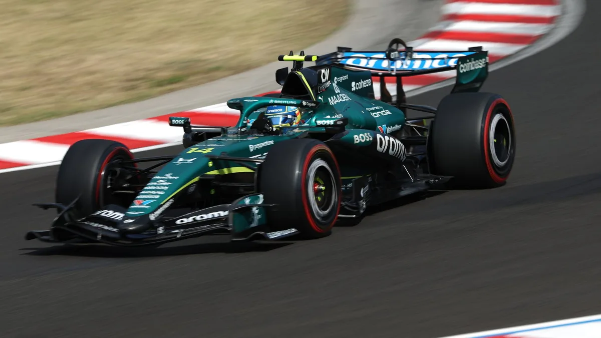 アストンマーティンが第1段階アップグレードでF1中団に警告、アロンソ躍進