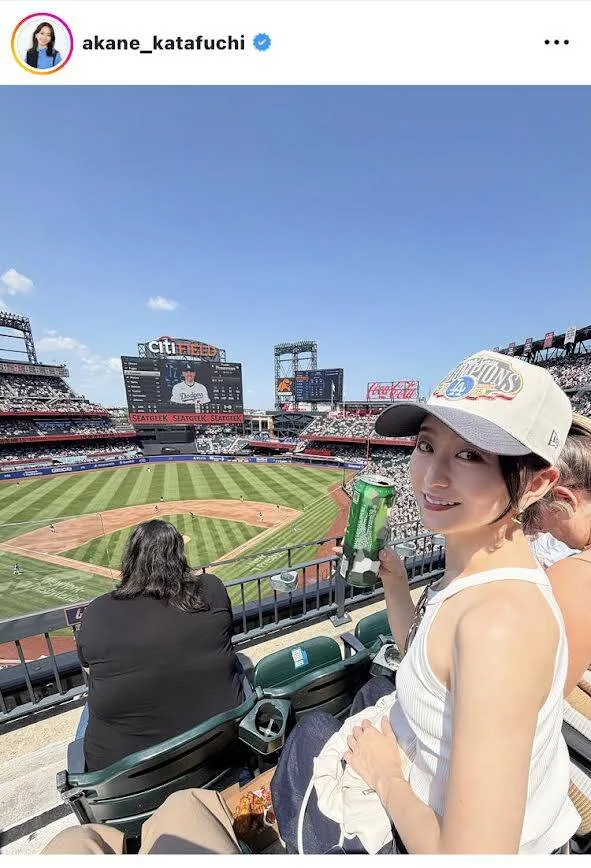 テレ東・片渕茜キャスターがNYでドジャース対メッツ戦観戦！大谷翔平の打席に「空気変わる」
